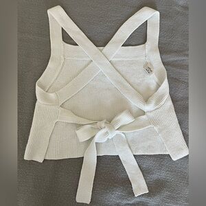 Aritzia Wilfred | Cayenne Cropped Open Back Top White Size M